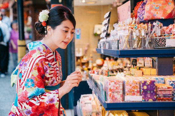 6 Contoh Barang Unik Yang Berasal Dari Jepang