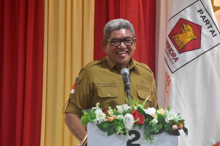 Bupati Maluku Tenggara (Malra) Muhammad Thaher Hanubun (MTH) pada kesempatan saat menghadiri acara pembukaan Rapat Kerja Daerah Partai Gerakan Indonesia Raya (Gerindra) SeProvinsi Maluku di Hottel Aurelia Kimson Senin. (6/2/2023).